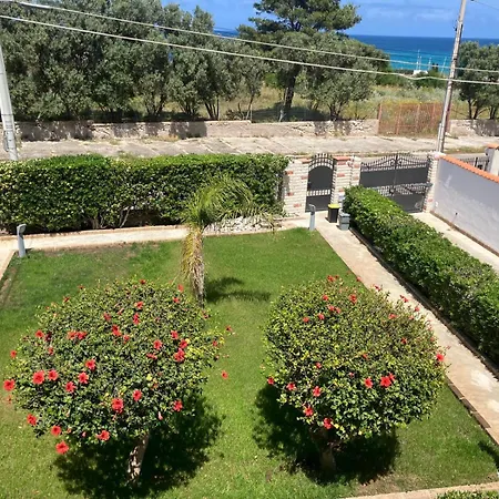 Yasmine Villa Cinisi